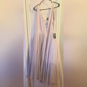✨️LAST CHANCE ✨️TORRID lilac sparkle/shimmer Beautiful 😍 dress. Size 10